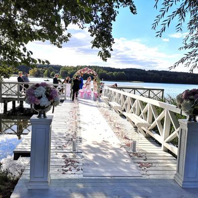 Wymarzona sceneria na ślub w Chomiąży Szlacheckiej